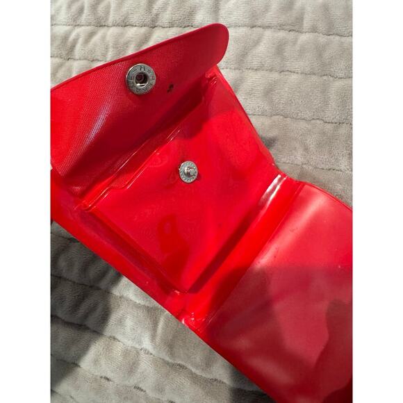 Vintage Hello Kitty Wallet Red Vinyl Close Snap WIth Card Holder - Picture 8 of 10